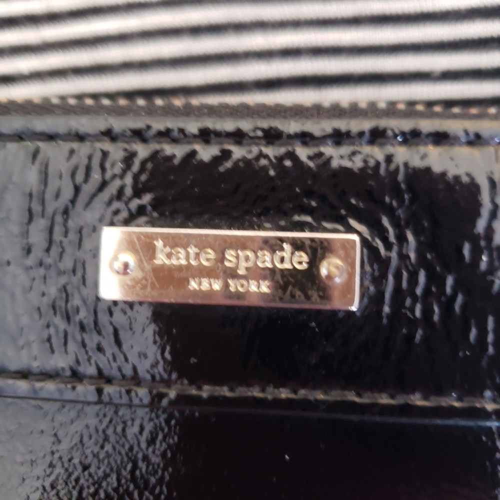 kate spade keychain Wallet - Picture 2 of 5